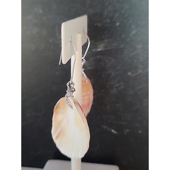 Pink And White Shell Dangling Pierced Earrings Vintage Costume Jewelry, READ - Picture 8 of 10